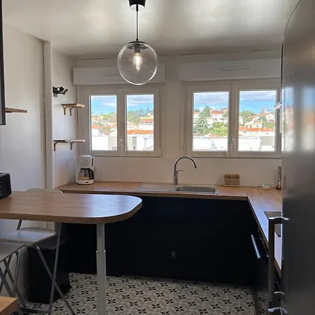 Le Newton Polygone Wifi Διαμέρισμα *